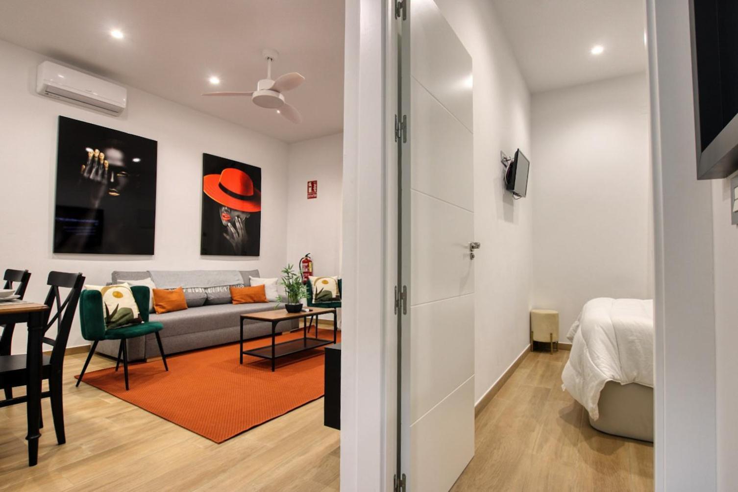 Apartamento Lokys Centro Ciudad, Parking Privado Gratuito Murcia Exterior photo